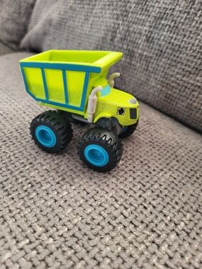 Nickelodeon Blaze & The Monster Machines Zeg The Dinosaur Die-Cast Truck 2014.